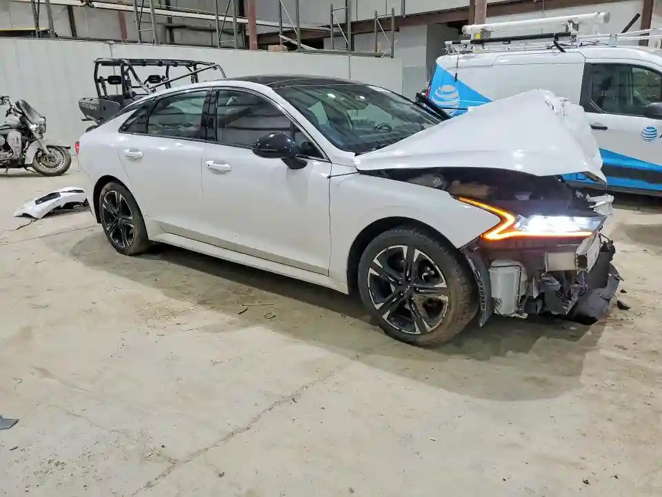 5XXG64J24RG232567 2024 KIA K5-3
