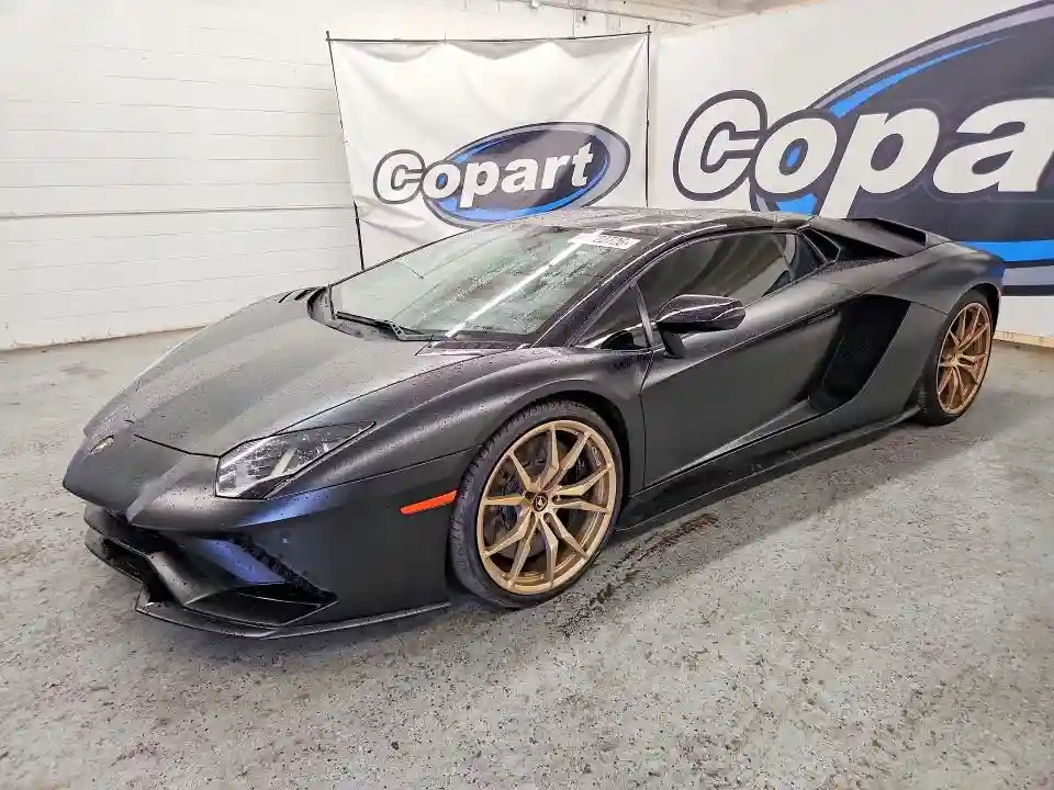 ZHWUV4ZD0JLA07069 2018 LAMBORGHINI ALL MODELS-0