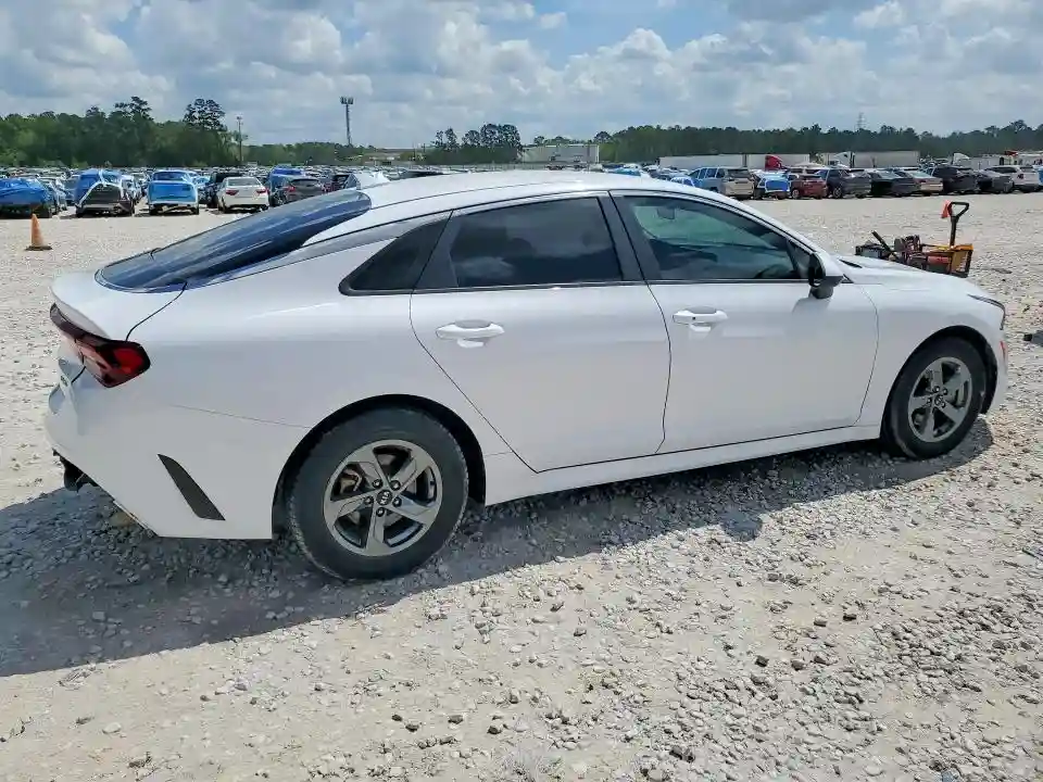 5XXG14J24MG077123 2021 KIA K5-2