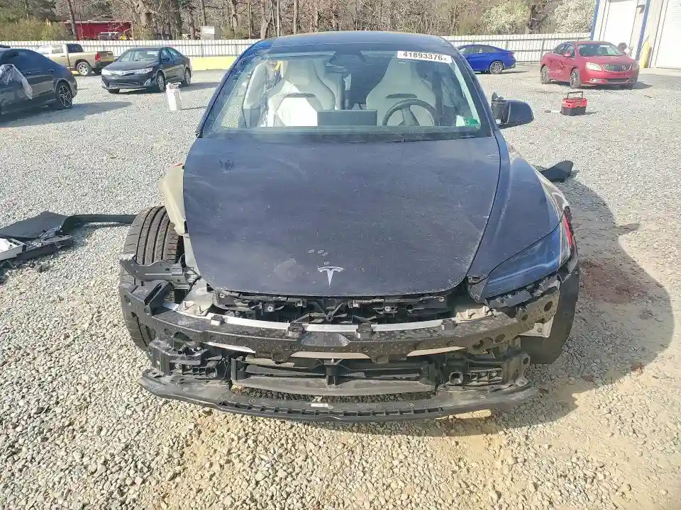 5YJ3E1ET8SF939313 2025 TESLA MODEL 3-4