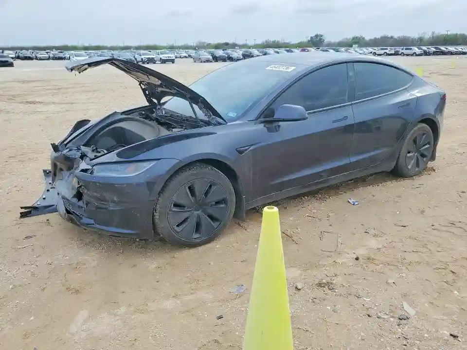 5YJ3E1EA9SF022735 2025 TESLA MODEL 3-0