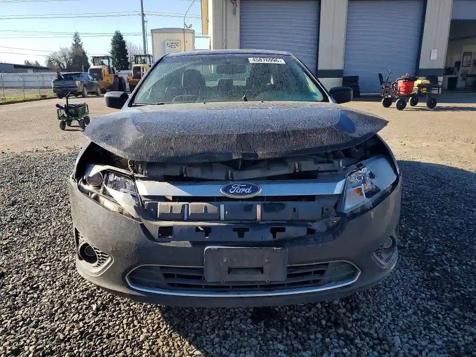 3FAHP0HA6AR305943 2010 FORD FUSION-4