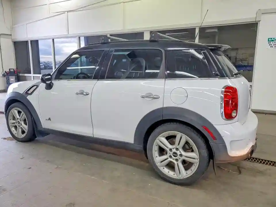 WMWZC5C56CWM13963 2012 MINI COOPER-1