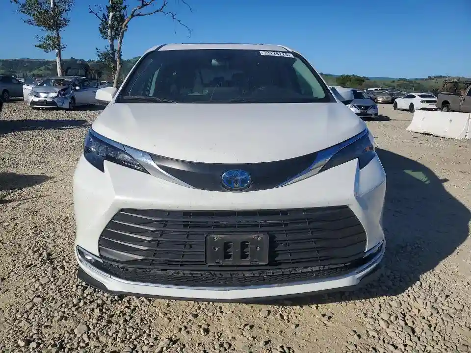 5TDYRKEC6RS193921 2024 TOYOTA SIENNA-4