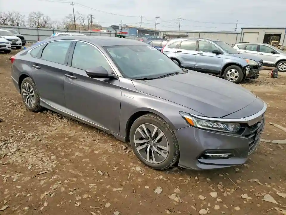 1HGCV3F50KA015924 2019 HONDA ACCORD-3