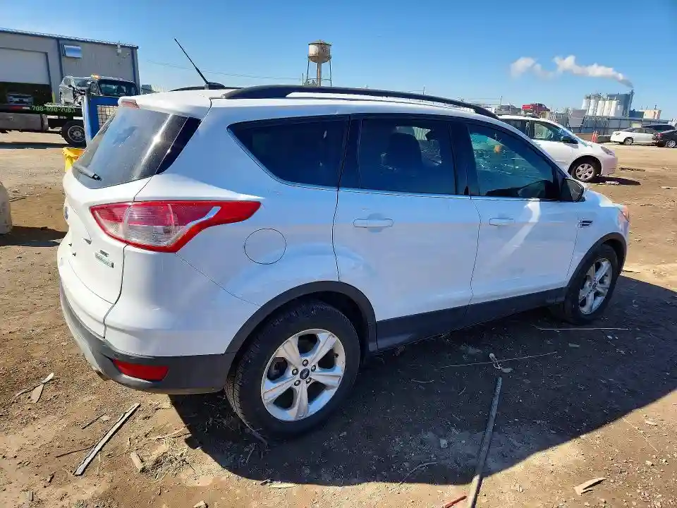 1FMCU0GX1FUA52903 2015 FORD ESCAPE-2