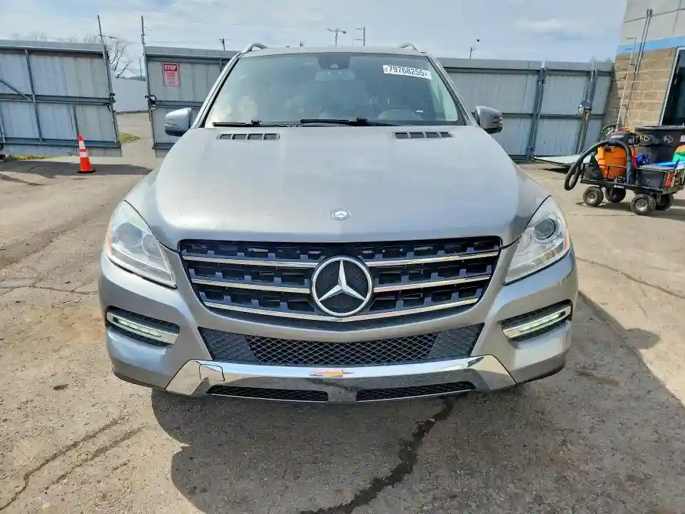 4JGDA0EB0FA518018 2015 MERCEDES-BENZ M-CLASS-4