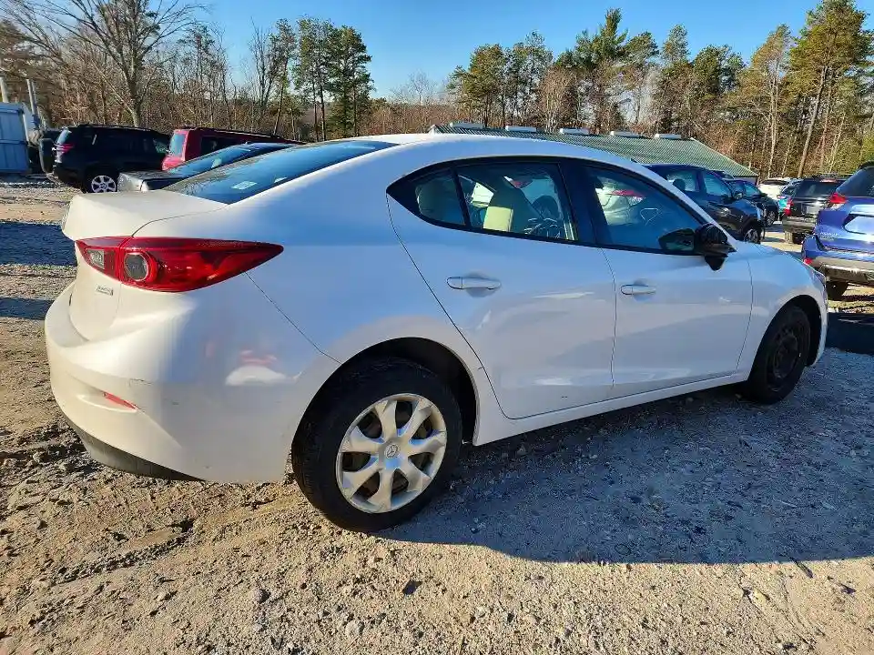 3MZBN1U74JM232460 2018 MAZDA 3-2