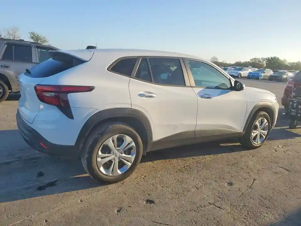 KL77LFE23RC123318 2024 CHEVROLET TRAX-2
