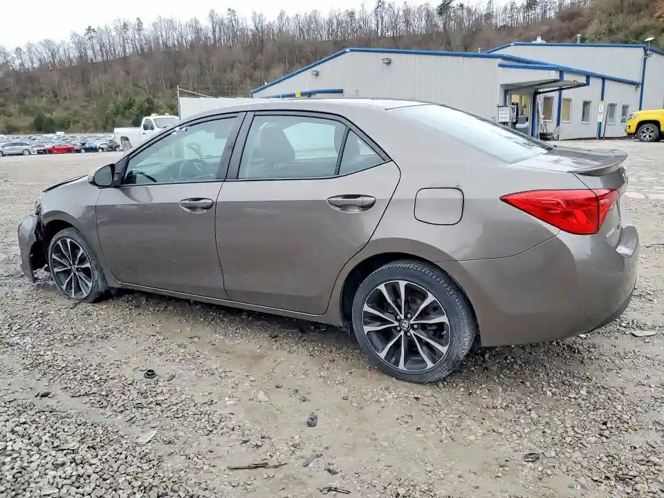 2T1BURHE4JC978316 2018 TOYOTA COROLLA-1