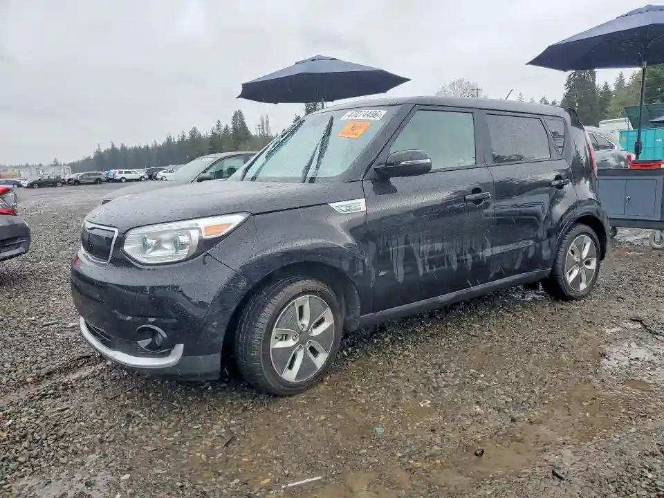 KNDJP3AE7H7018610 2017 KIA SOUL-0
