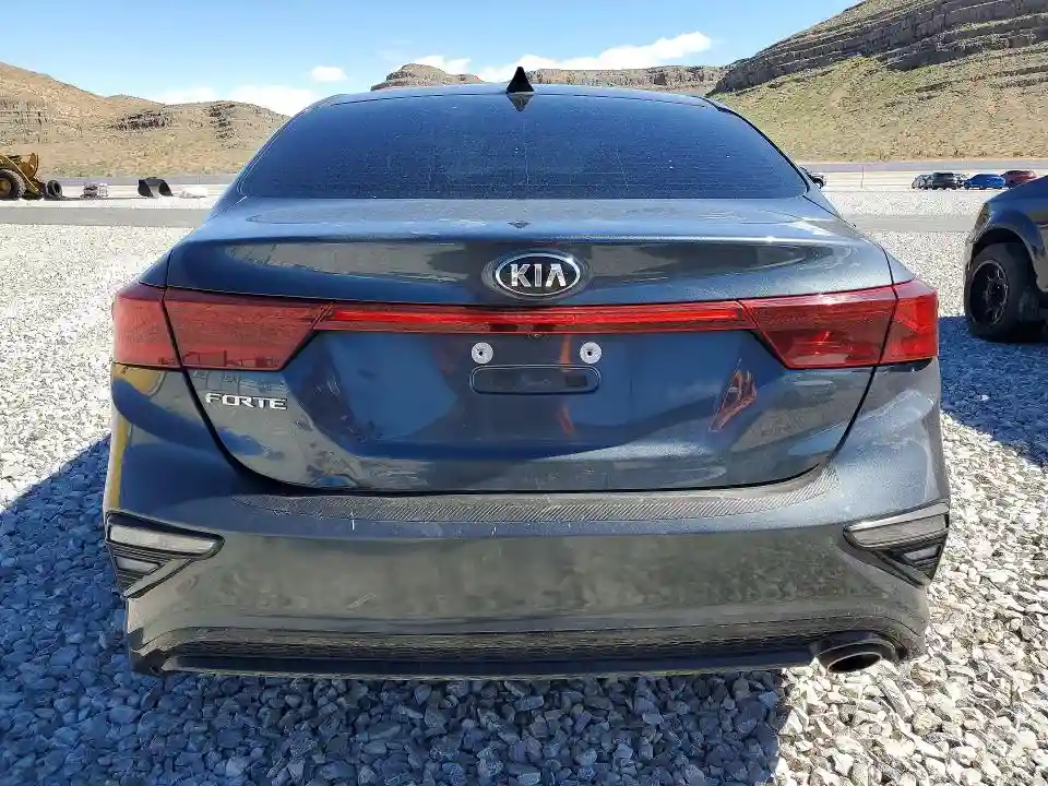 3KPF24AD6LE174972 2020 KIA FORTE-5
