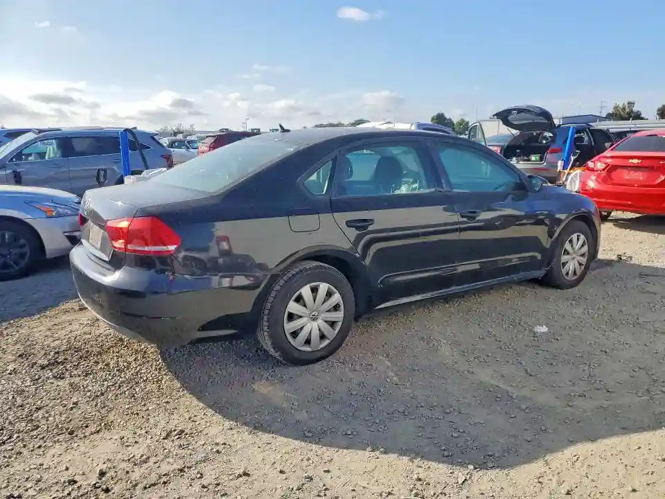 1VWAP7A30CC056960 2012 VOLKSWAGEN PASSAT-2