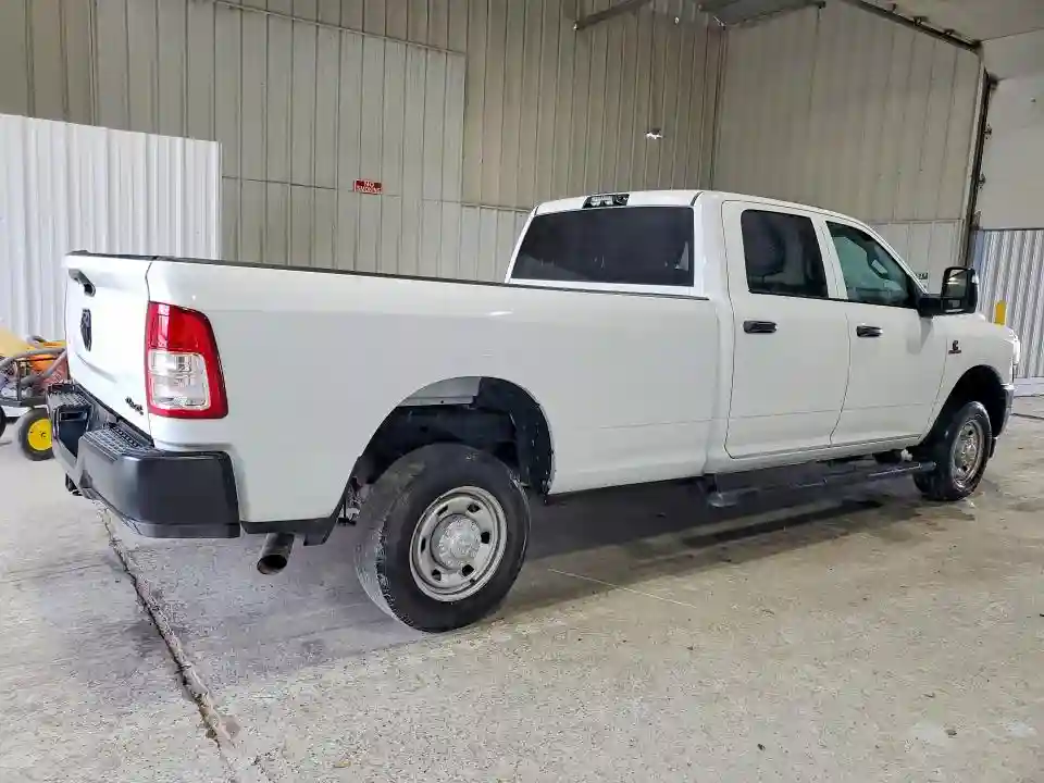 3C6UR5HL5RG114093 2024 RAM 2500-2