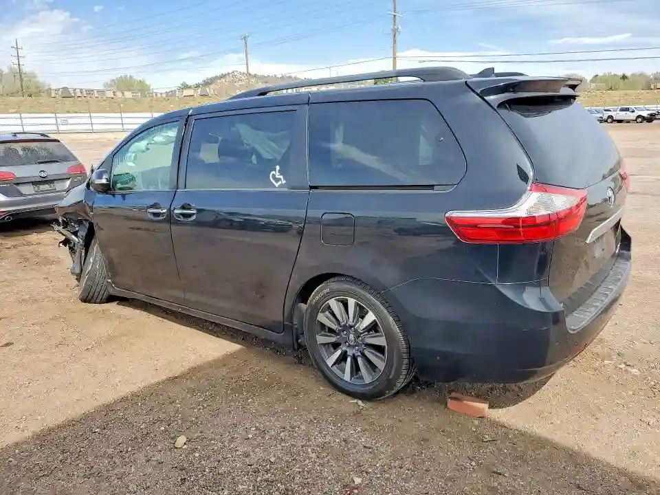 5TDDZ3DC4KS223803 2019 TOYOTA SIENNA-1