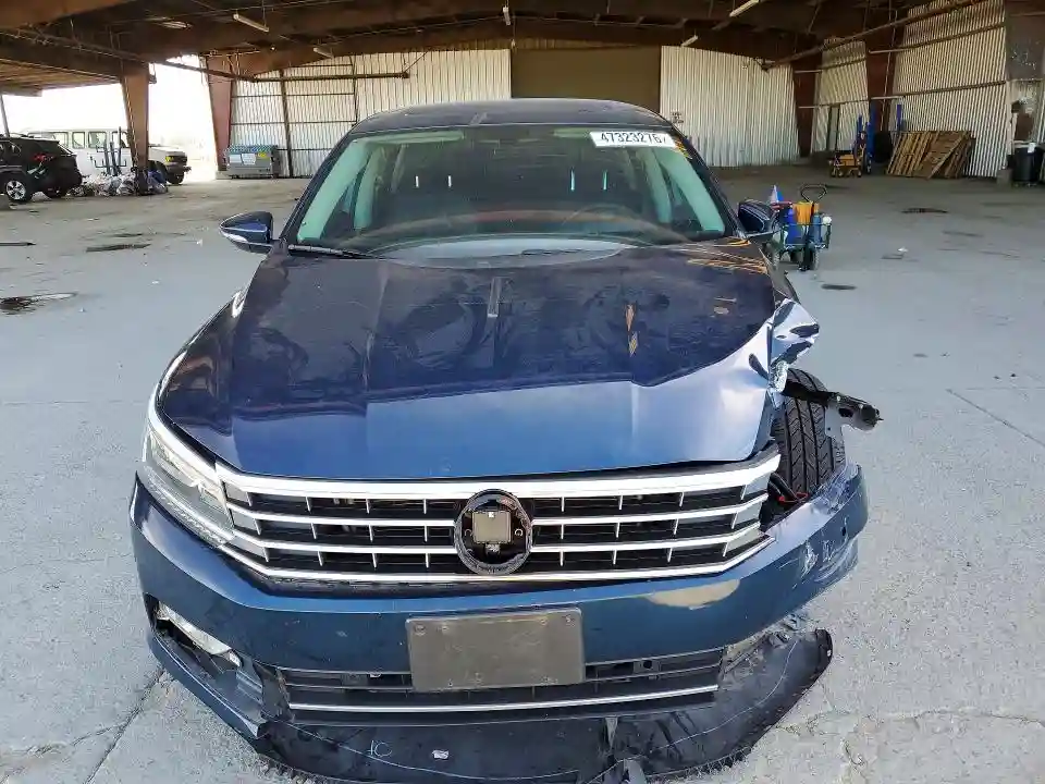 1VWBA7A34JC044569 2018 VOLKSWAGEN PASSAT-4