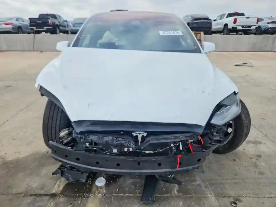 5YJXCAE29LF281601 2020 TESLA MODEL X-4