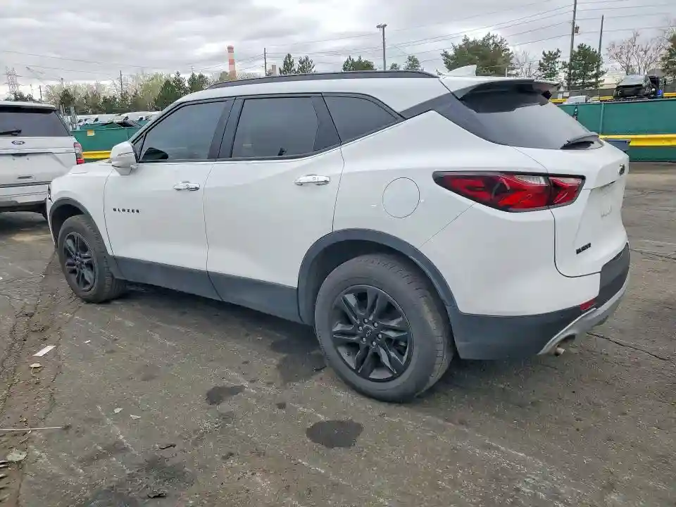 3GNKBCR44MS513378 2021 CHEVROLET BLAZER-1