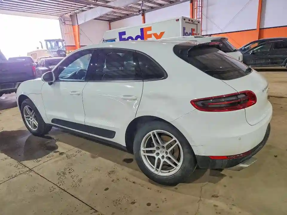 WP1AA2A52HLB07664 2017 PORSCHE MACAN-1