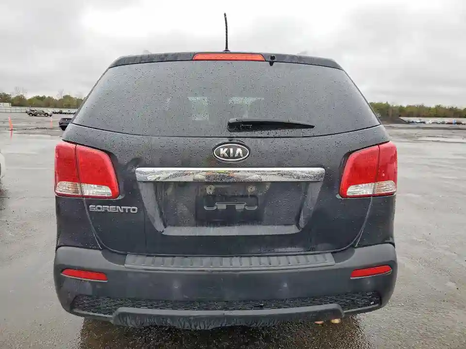 5XYKT4A69DG398951 2013 KIA SORENTO-5