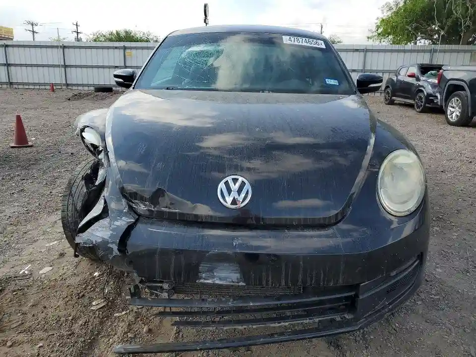 3VWJP7AT2CM628867 2012 VOLKSWAGEN BEETLE-4