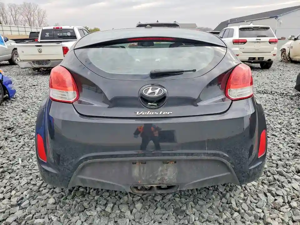 KMHTC6AD8CU042191 2012 HYUNDAI VELOSTER-5