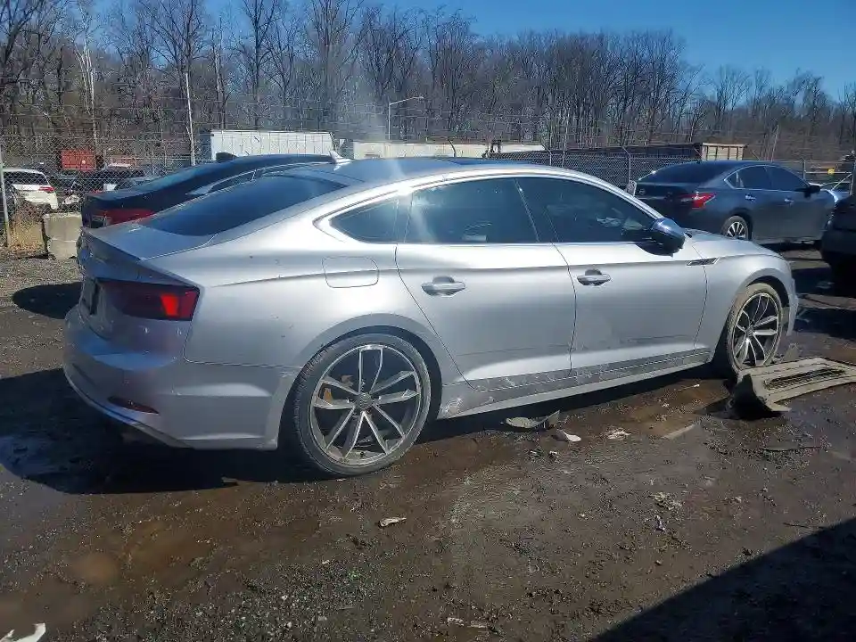 WAUC4CF50JA064960 2018 AUDI S5/RS5-2