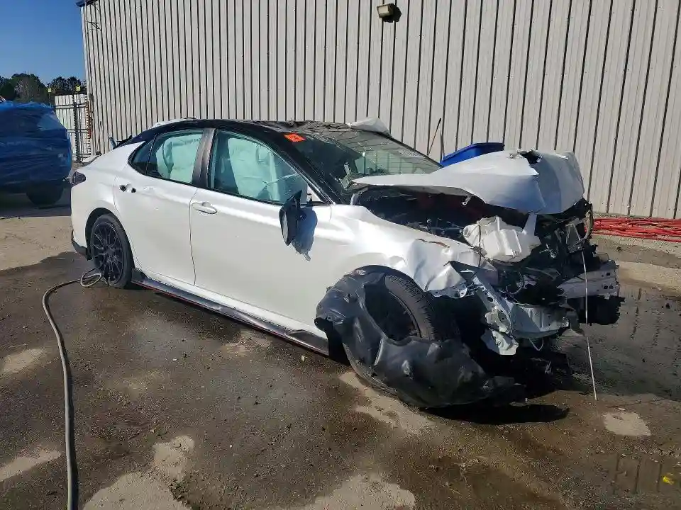 4T1KZ1AK7NU069607 2022 TOYOTA CAMRY-3