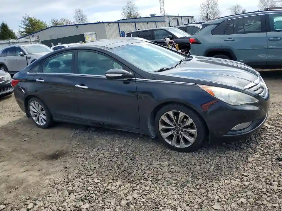 5NPEC4AB1DH575253 2013 HYUNDAI SONATA-3