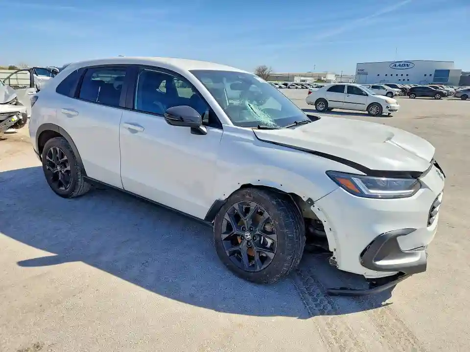 3CZRZ1H58RM713316 2024 HONDA HR-V-3