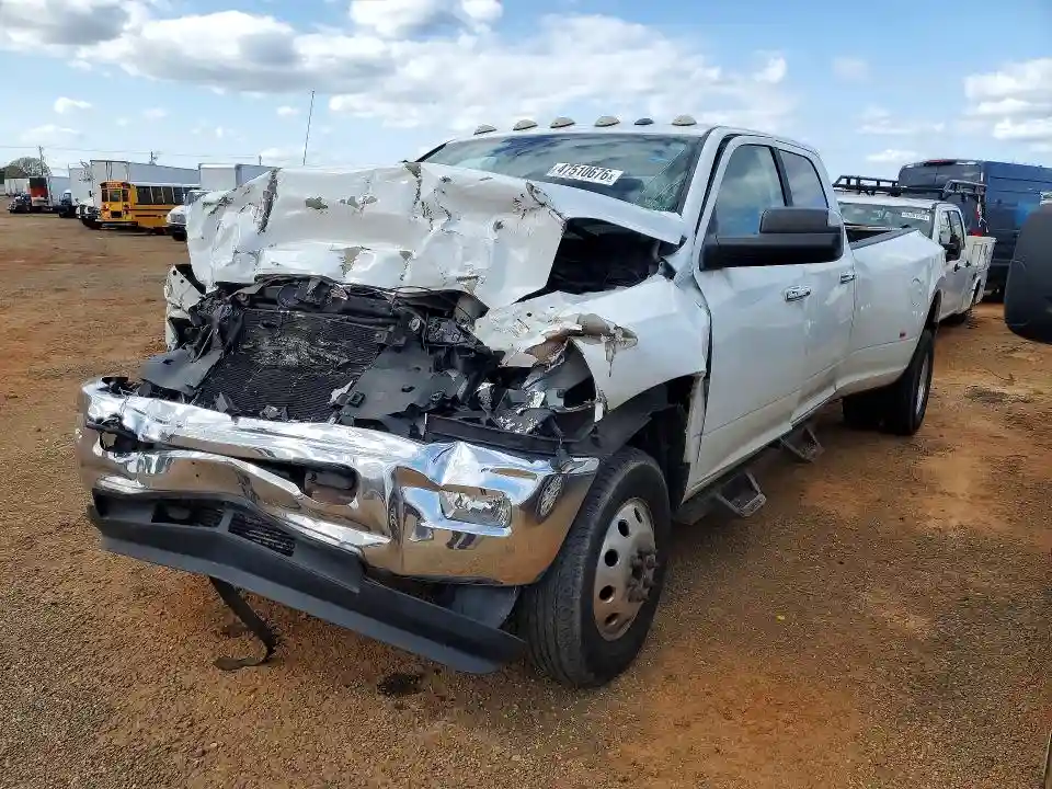3C63RRHLXHG560693 2017 RAM 3500-0
