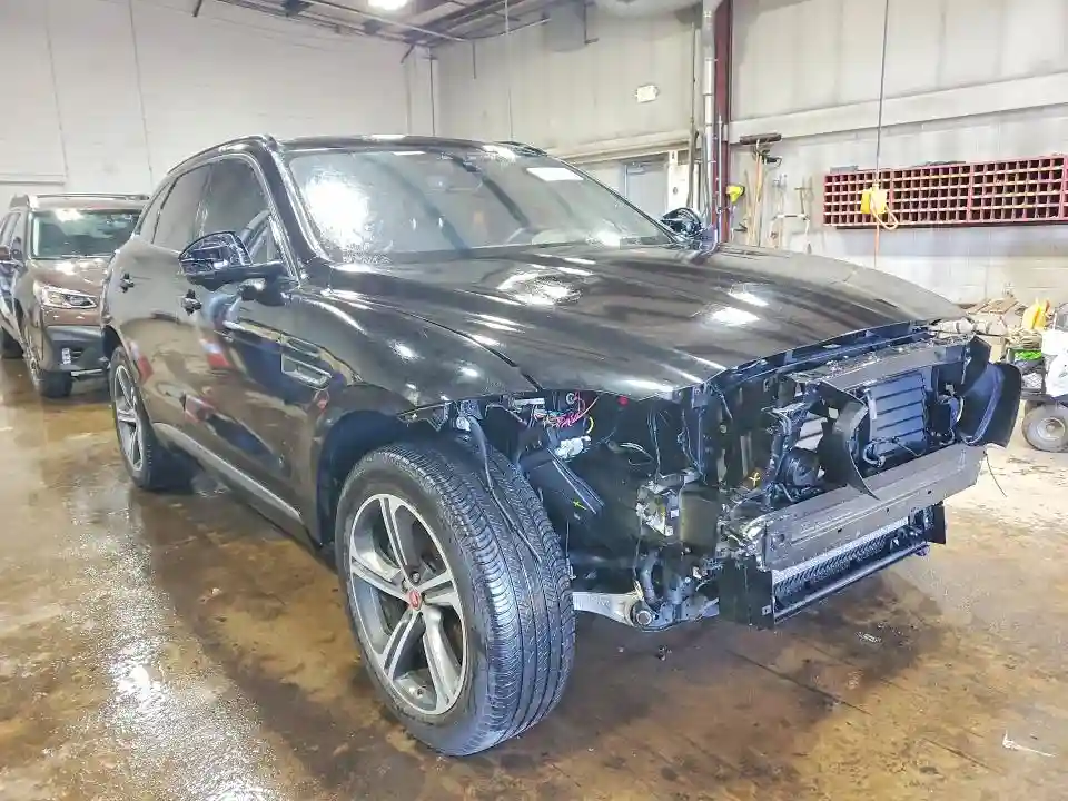 SADCX2GX6LA644161 2020 JAGUAR F-PACE-3