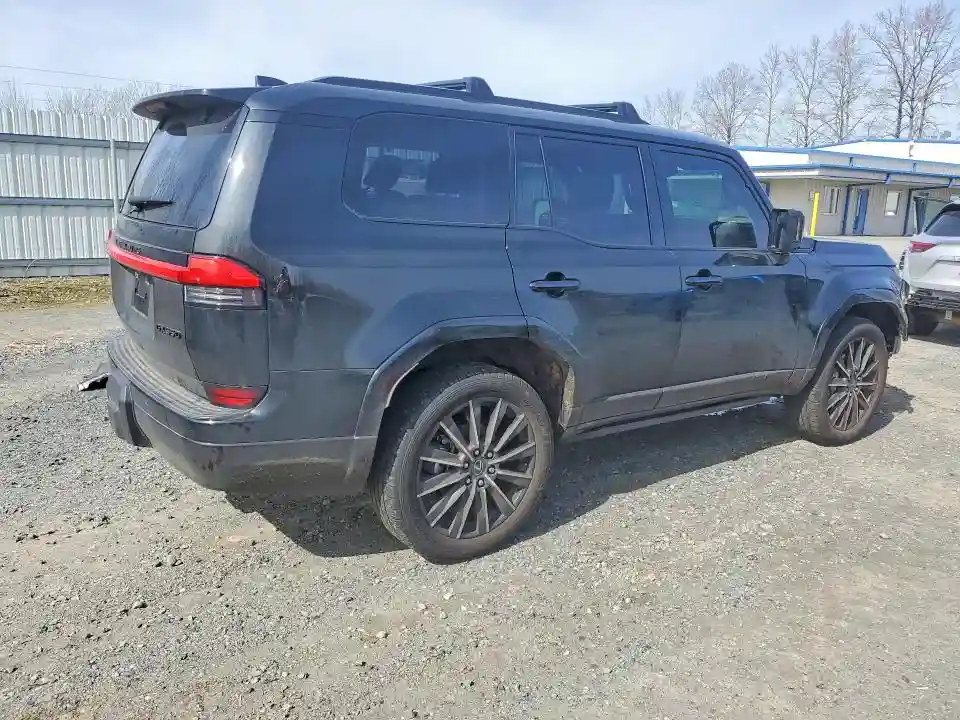 JTJVBCDX7R5015794 2024 LEXUS GX-2