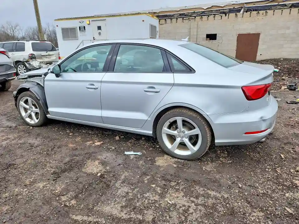 WAUBFGFF3F1011845 2015 AUDI A3-1