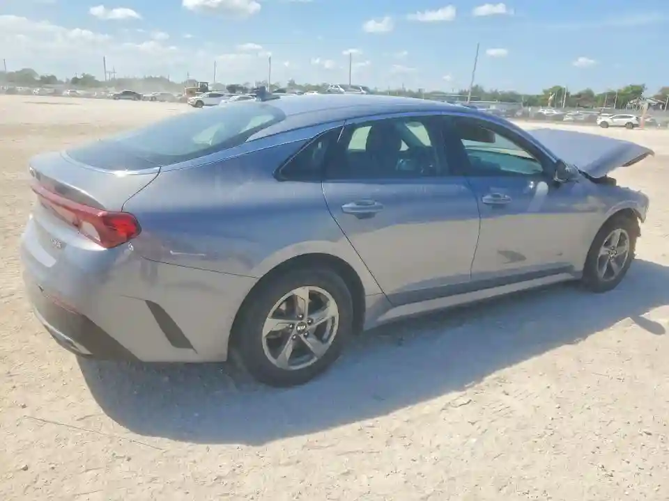 5XXG14J22MG075306 2021 KIA K5-2