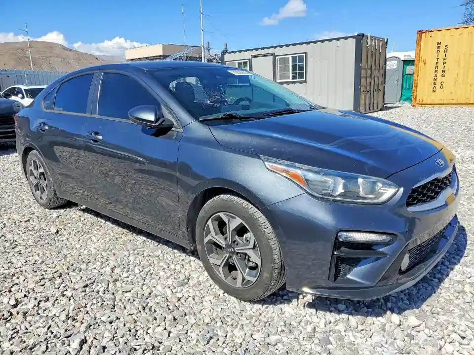 3KPF24AD6LE174972 2020 KIA FORTE-3