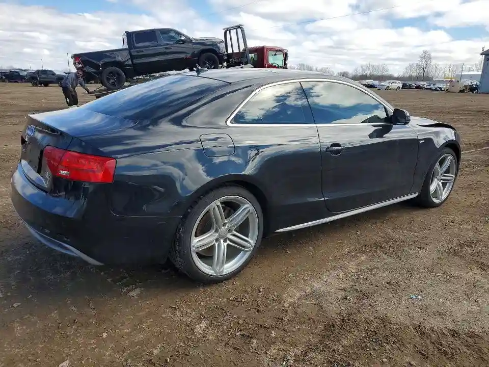 WAUWFAFRXDA003831 2013 AUDI A5-2