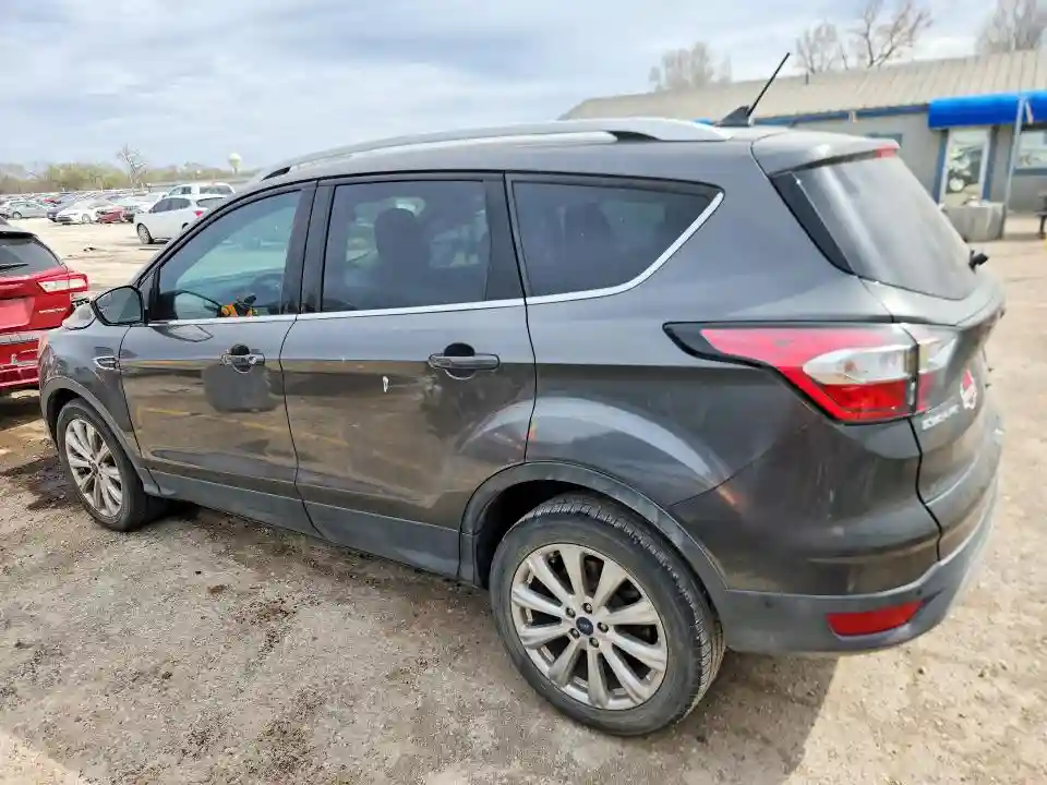 1FMCU0J99JUB16785 2018 FORD ESCAPE-1