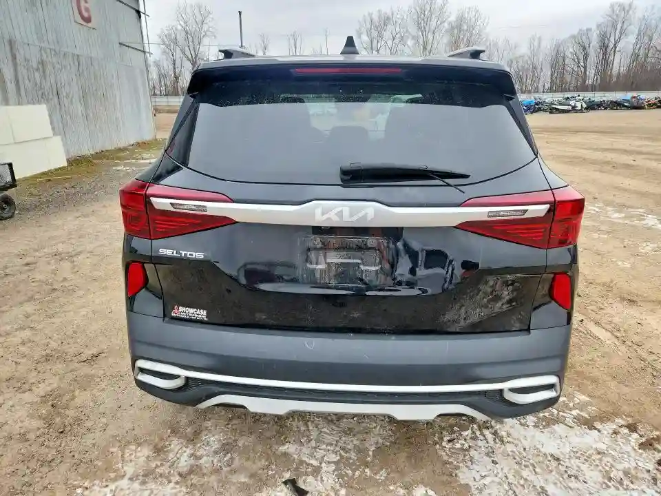 KNDEUCAA3N7334167 2022 KIA SELTOS-5