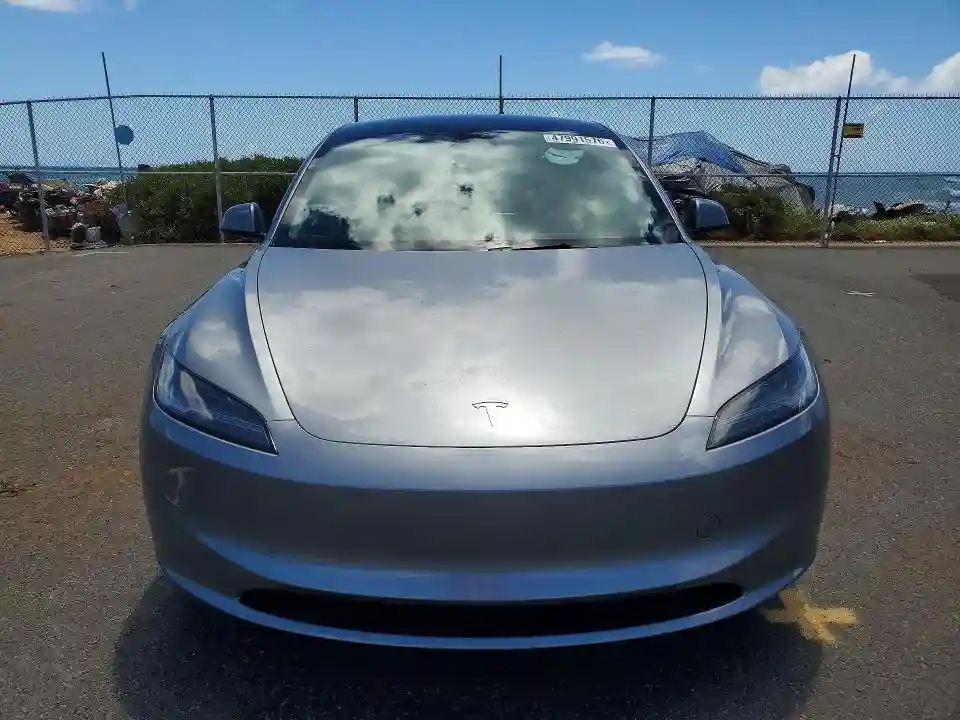 5YJ3E1EB0SF996757 2025 TESLA MODEL 3-4