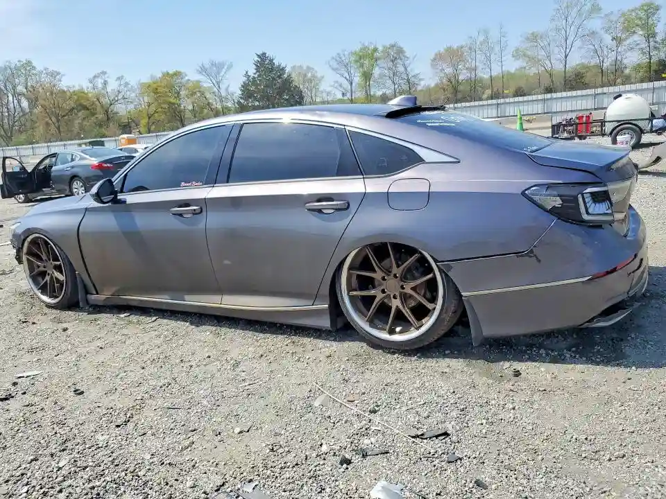 1HGCV1F55JA192617 2018 HONDA ACCORD-1