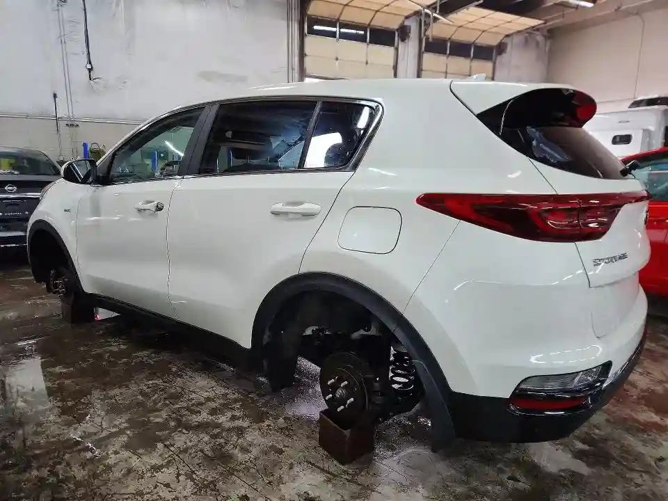 KNDPMCAC8N7995963 2022 KIA SPORTAGE-1