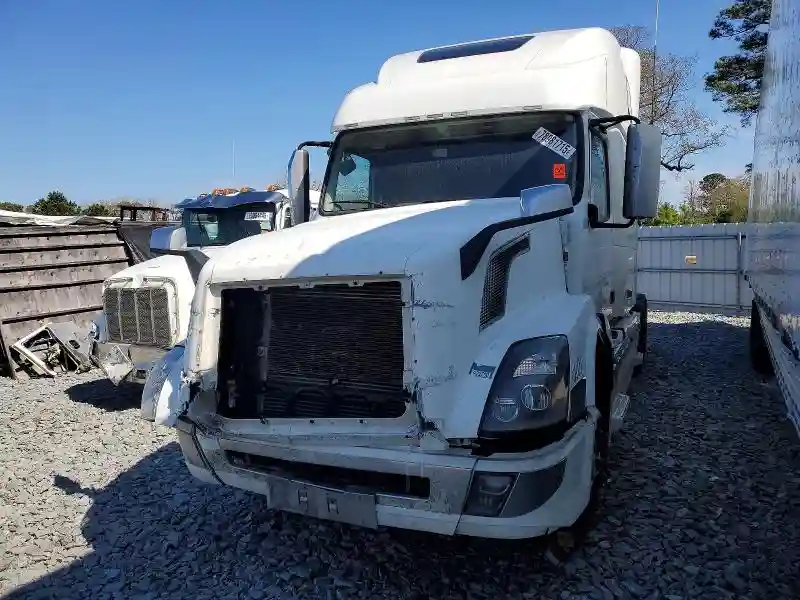 4V4NC9TH0HN984336 2017 VOLVO ALL MODELS-1