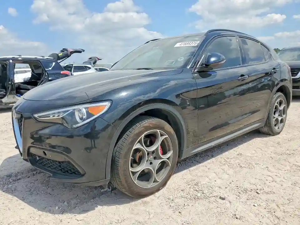 ZASFAKNN1J7B72951 2018 ALFA ROMEO STELVIO-0