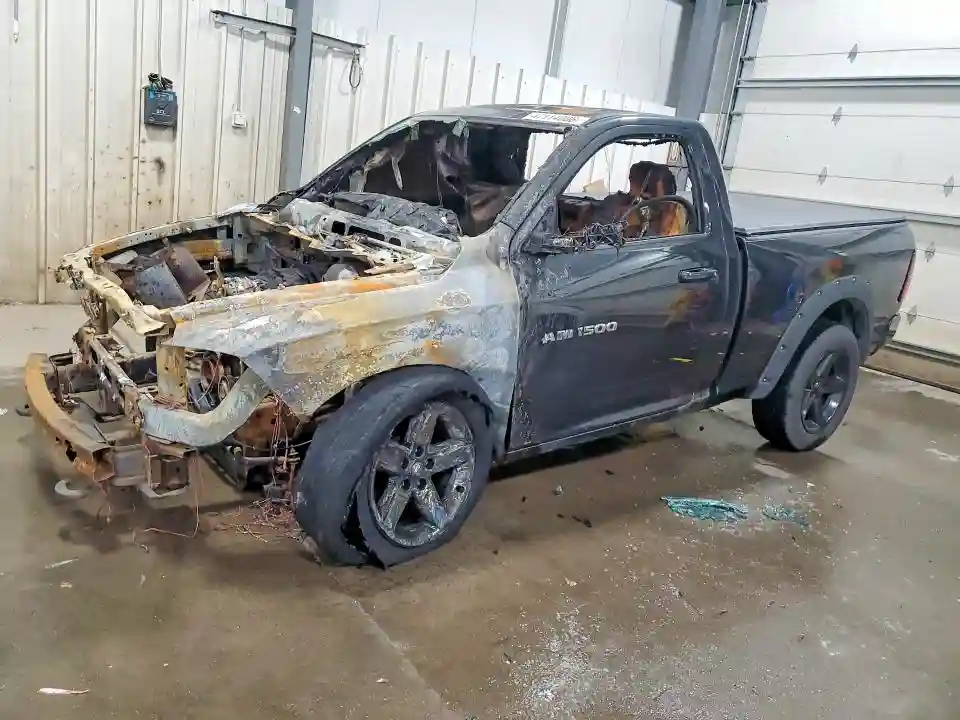 3D7JV1ET6BG563413 2011 DODGE RAM 1500-0