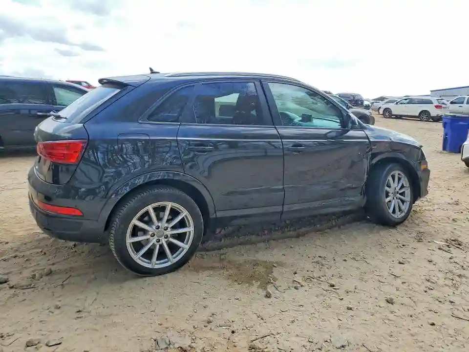 WA1BCCFS5JR034016 2018 AUDI Q3-2