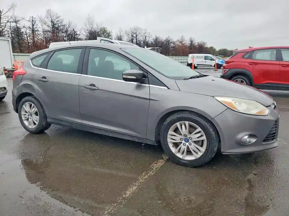 1FAHP3M20CL318026 2012 FORD FOCUS-3
