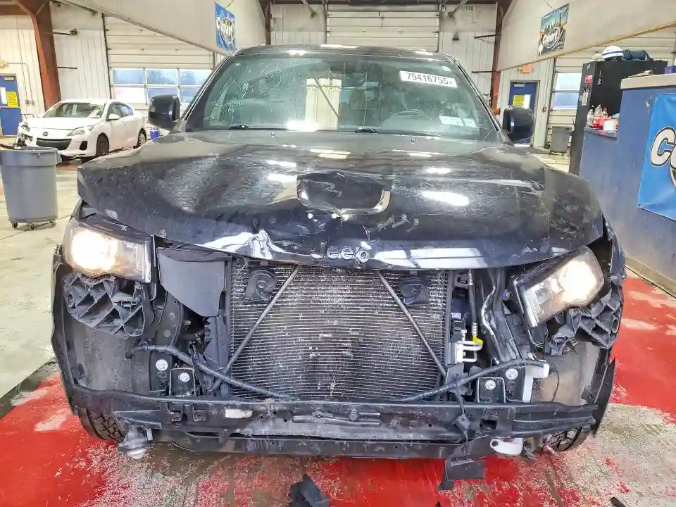 1C4RJFAG7HC733790 2017 JEEP GRAND CHEROKEE-4