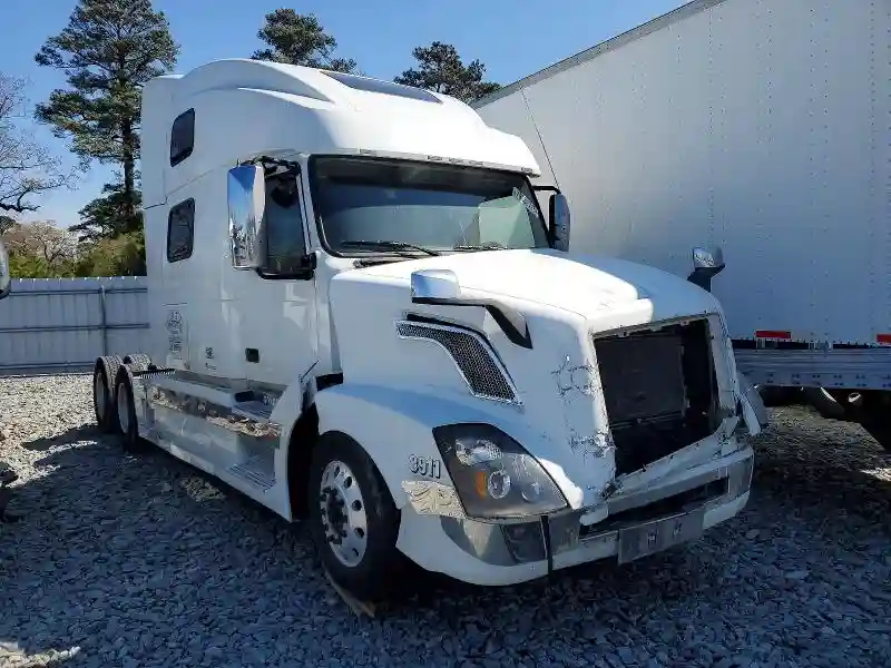 4V4NC9TH0HN984336 2017 VOLVO ALL MODELS-0