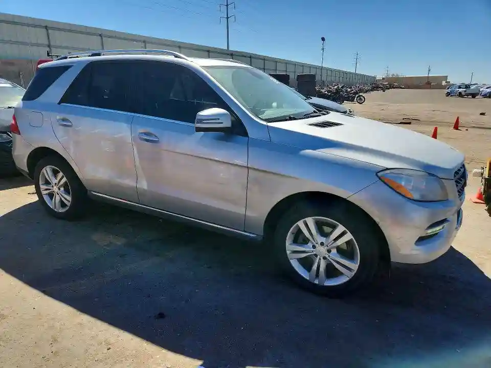 4JGDA5HB1CA036064 2012 MERCEDES-BENZ M-CLASS-3